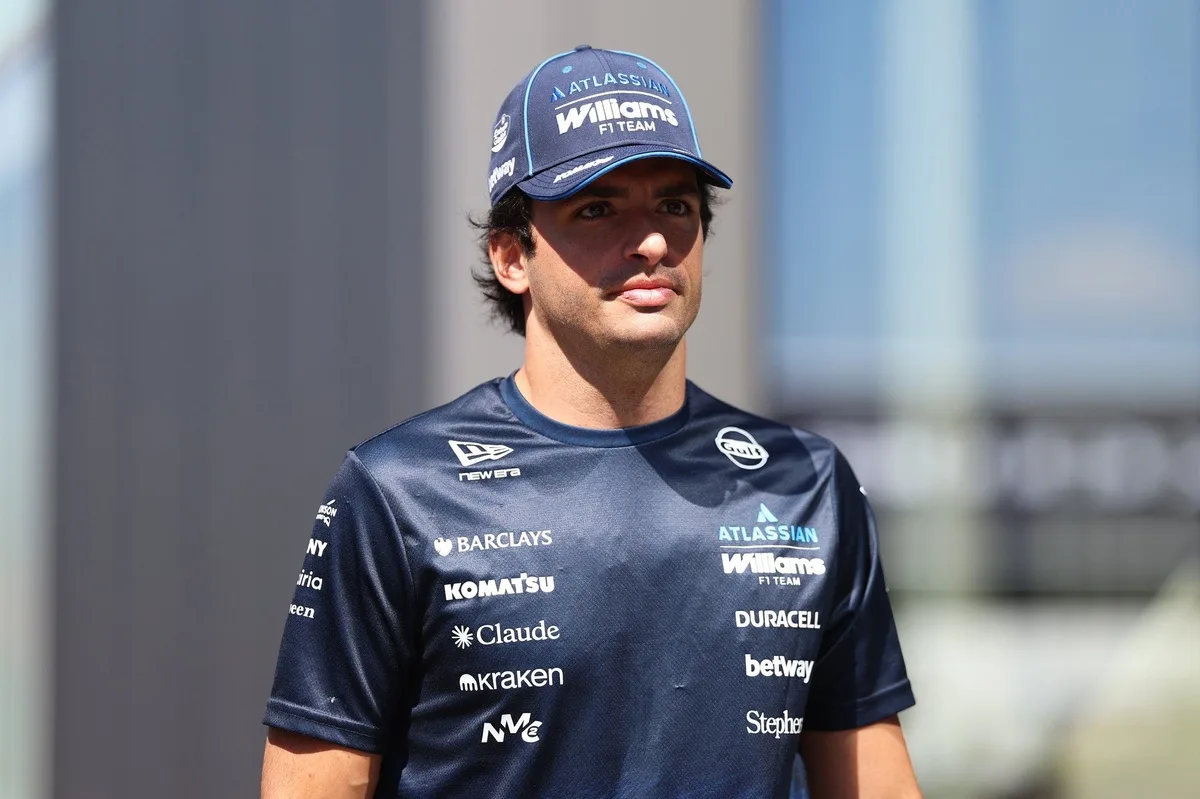 F1: Williams prepara oferta milionária para segurar Sainz, diz site