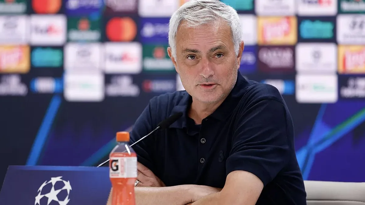Real Madrid: José Mourinho aponta justificação para o insucesso e tem apoio da estrutura