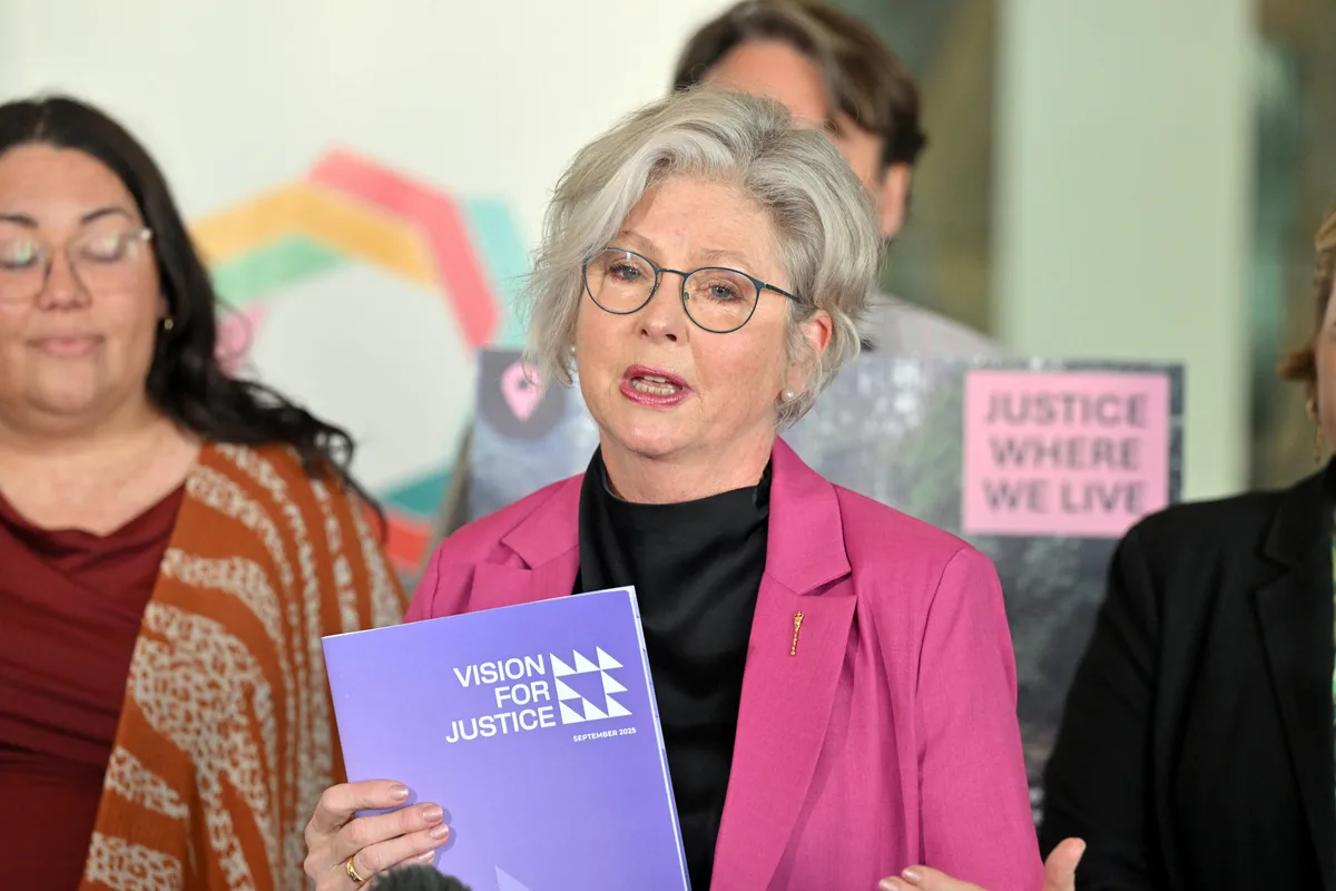 La diputada australiana Helen Haines, en estado crítico tras ser atropellada de forma deliberada