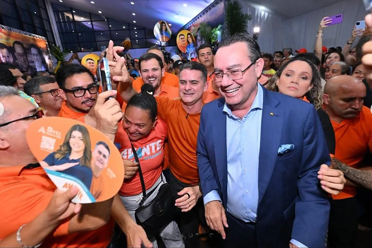 Cury troca de marqueteiro a dez dias do início da propaganda de TV