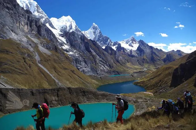 Alerta en Perú: 58 lagunas están en riesgo “muy alto” de desbordarse por el deshielo de glaciares
