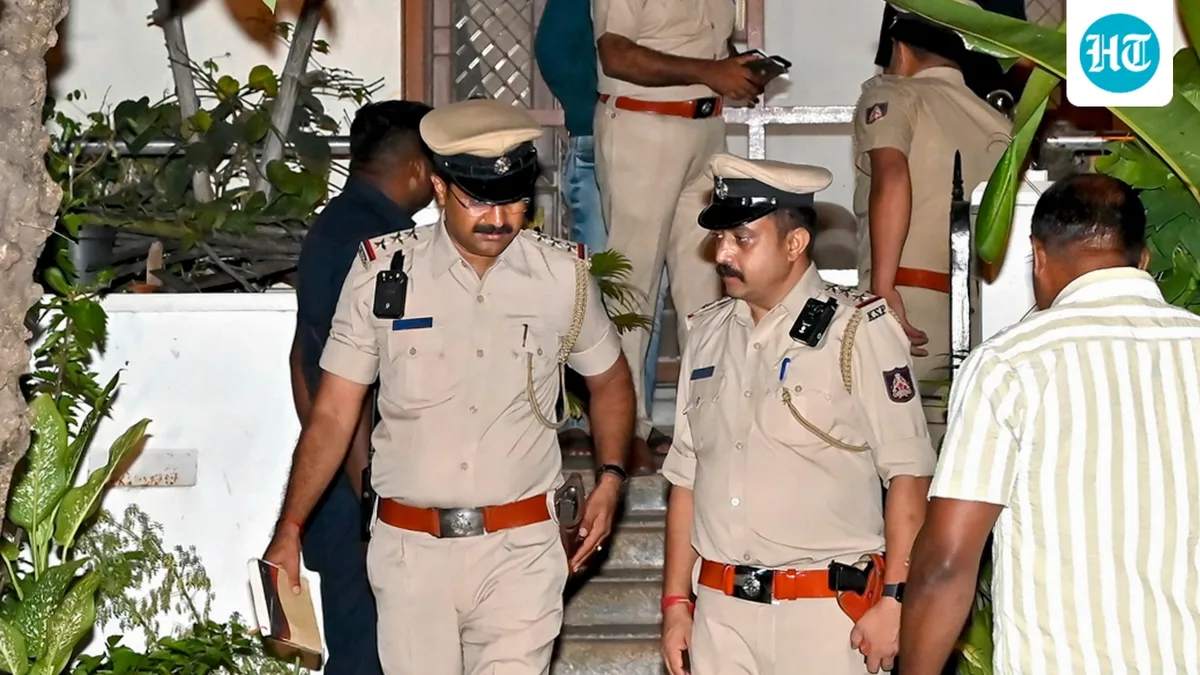 Bengaluru woman dies by suicide after ‘ex-classmate’ blackmails, harasses her