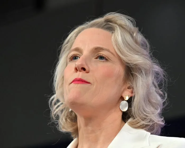Ministers urge ATO to reverse credit card ban amid growing backlash from small businesses
