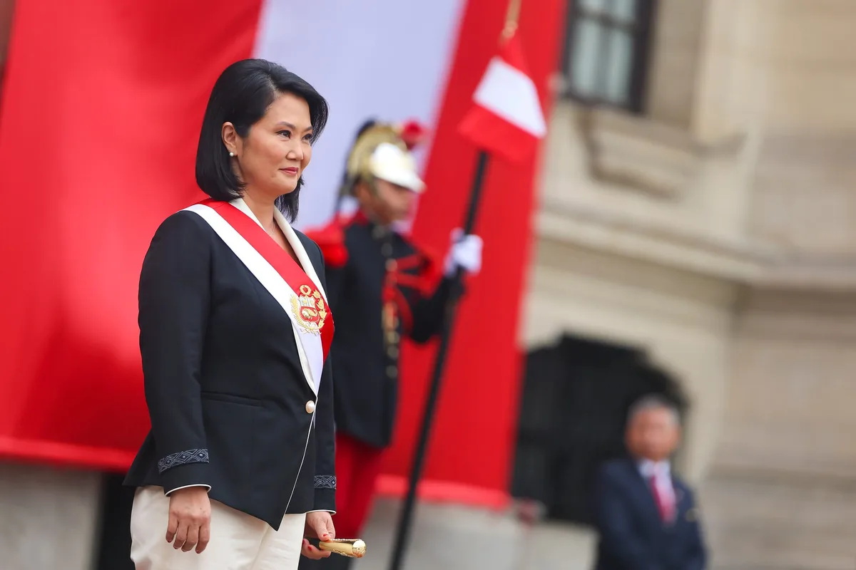 El nuevo gobierno de Keiko Fujimori en Perú: un comienzo accidentado en un viaje peligroso