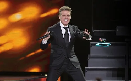 Luis Miguel anuncia gira para 2027