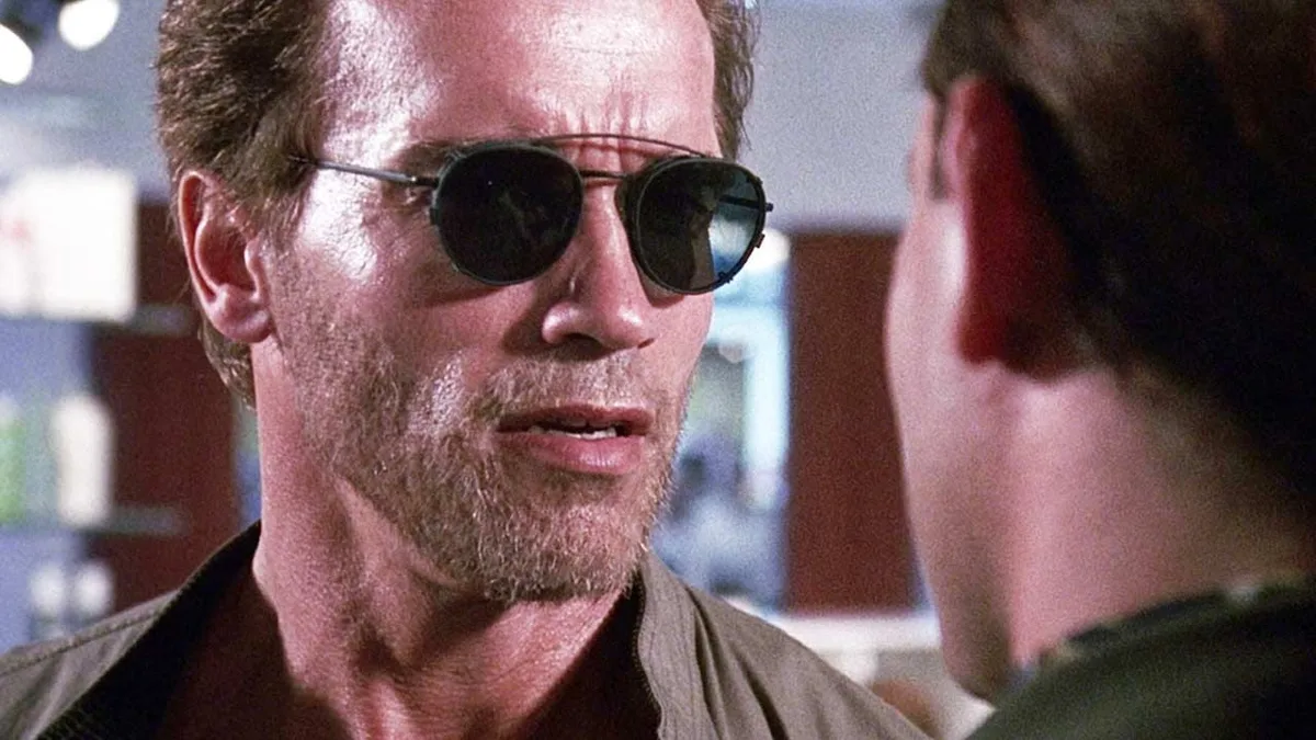 25 ans après, ce film culte avec Schwarzenegger a eu une suite avec une autre star du cinéma d'action... Et tout le monde l'a oubliée !