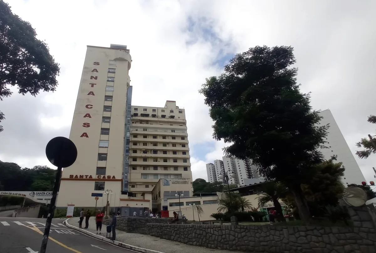 Bolsa de sangue raro do Ceará que cruzou o país em cabine de avião foi dada a paciente com anemia grave em Juiz de Fora