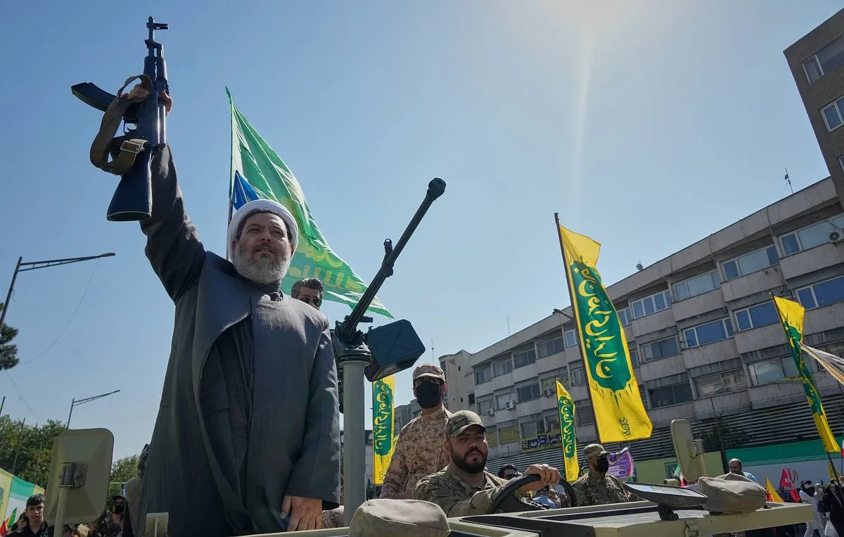 Iran to strike new US targets in Middle East with new weapons in case of aggression — IRGC