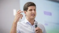 TRE-PE ordena retirada de imagem gerada por IA ligando Raquel Lyra a Flávio