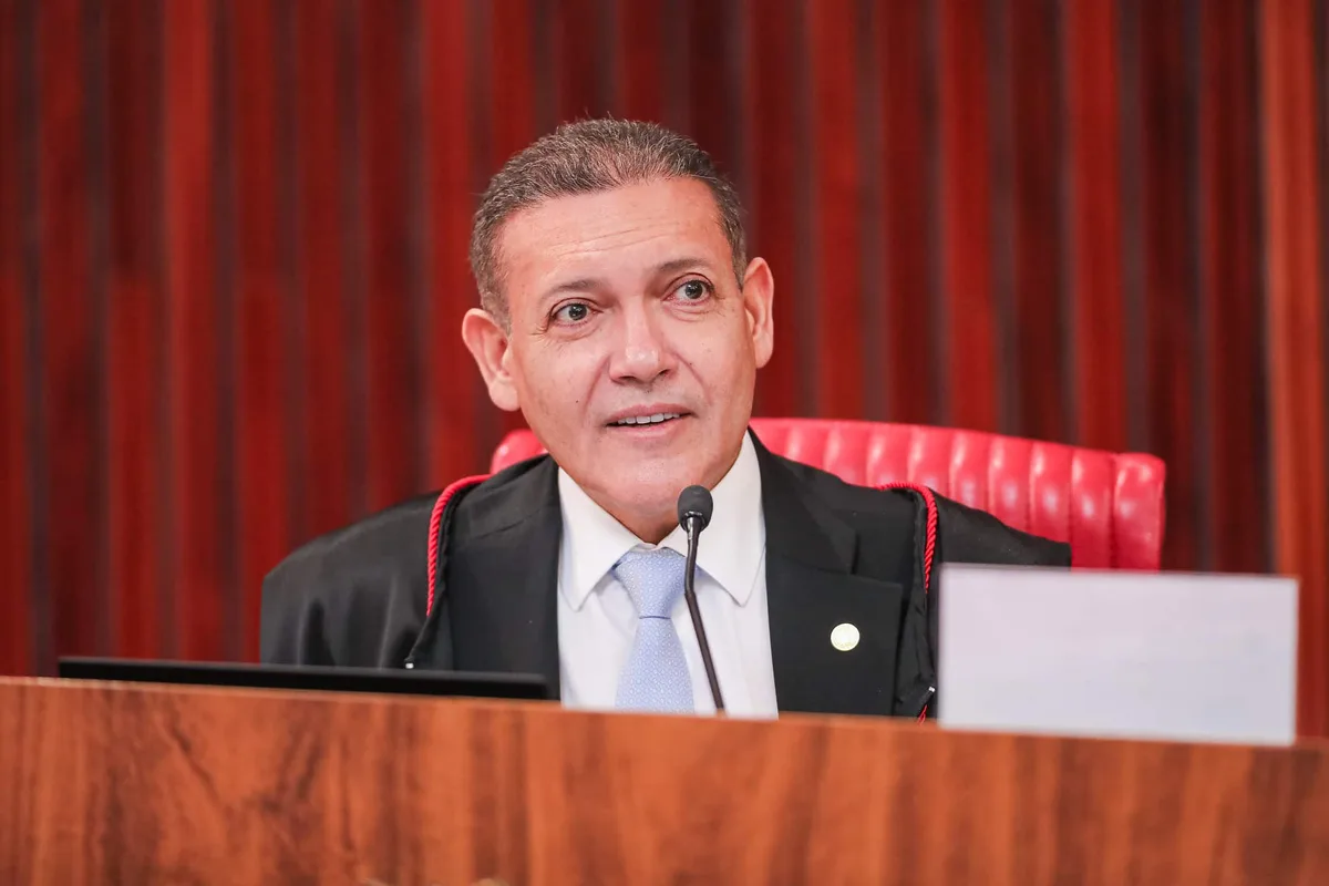 Nunes Marques pode ser afastado do TSE após suspender “Exército do Lula”; ação aponta falta de embasamento