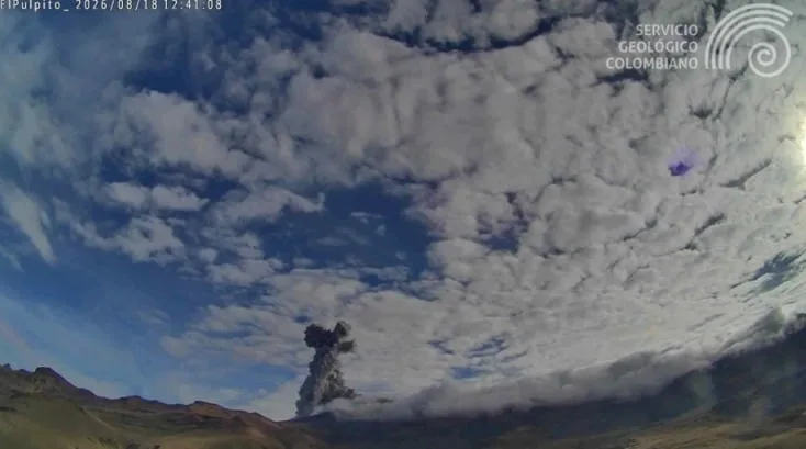 El Servicio Geológico Colombiano confirmó seis emisiones de ceniza del volcán Puracé en 24 horas