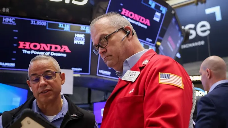 ASX set to edge up, Wall Street steady; Meta rises after unveiling AI model