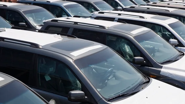 Motoristas de menor risco podem pagar até menos de R$ 900 no seguro do carro, aponta estudo