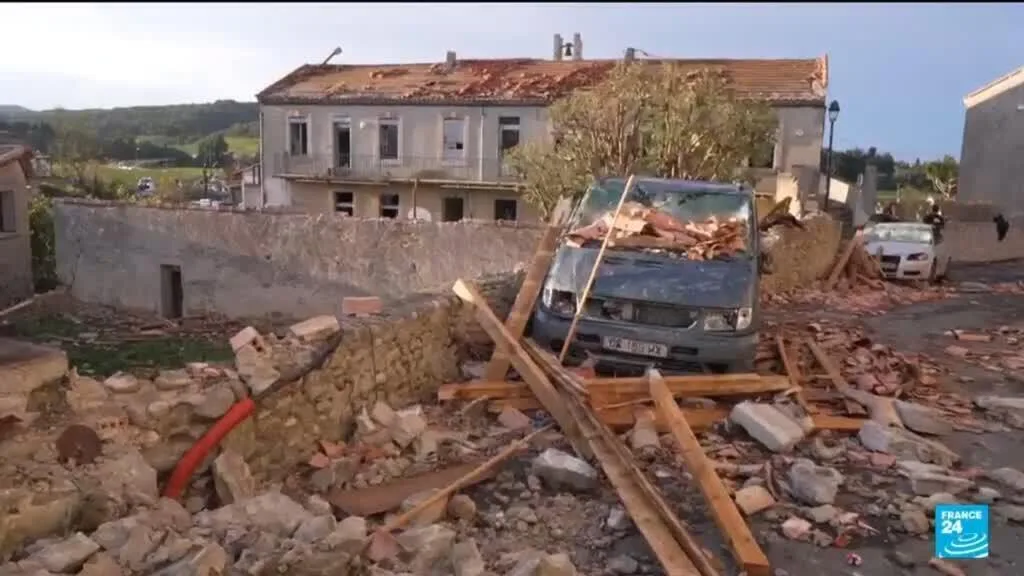 En France, une tornade dévaste l'Aude et fait quarante-et-un blessés