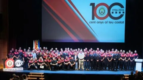 La Guardia Urbana de CornellÃ celebra sus 100 aÃ±os de servicio a la ciudad con un acto institucional