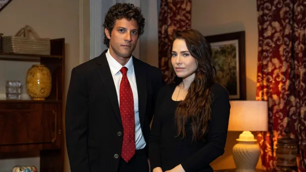 Quem Ama Cuida: Pedro descobre mentira de Adriana e toma atitude inesperada Quem Ama Cuida: Pedro descobre mentira de Adriana e toma atitude inesperada (Foto: Manoella Mello/Globo)