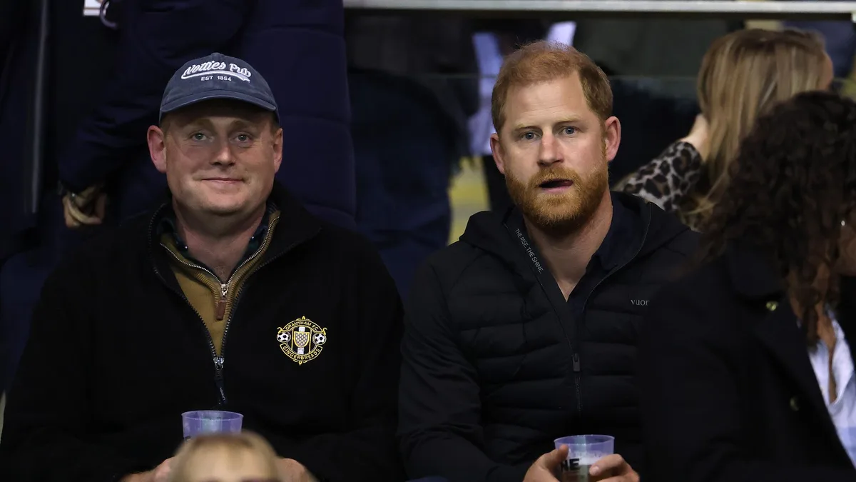Lo que no se esperaba el príncipe Harry: abucheado por su propio pueblo en su última aparición pública