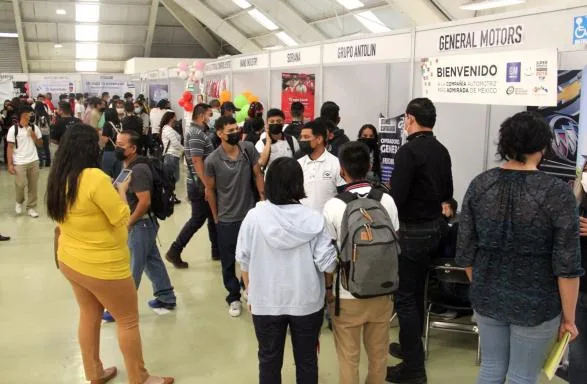 Se ofertan 1,700 vacantes en Feria del Empleo en Saltillo; 130 fueron del Grupo Carso