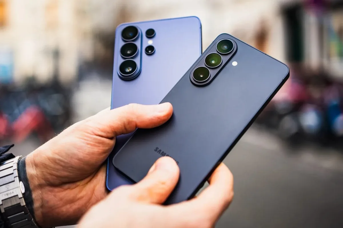 Galaxy S27 Pro et Ultra : Samsung miserait sur de plus grosses batteries et une recharge plus rapide