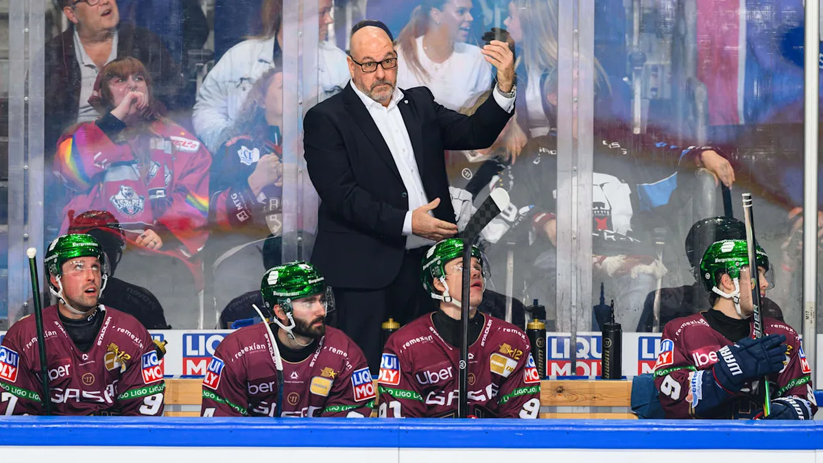 Saisonauftakt in der DEL - Eisbären-Sieg zum Trainer-Einstand