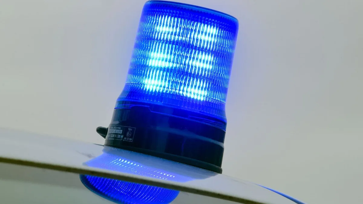 Polizeikontrolle: Fahrer rast mit Tempo 169 auf Autobahn zu