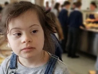 « On rêvait d’autre chose pour notre fille » : ce mardi, Louise, 11 ans, vit sa dernière rentrée des classes