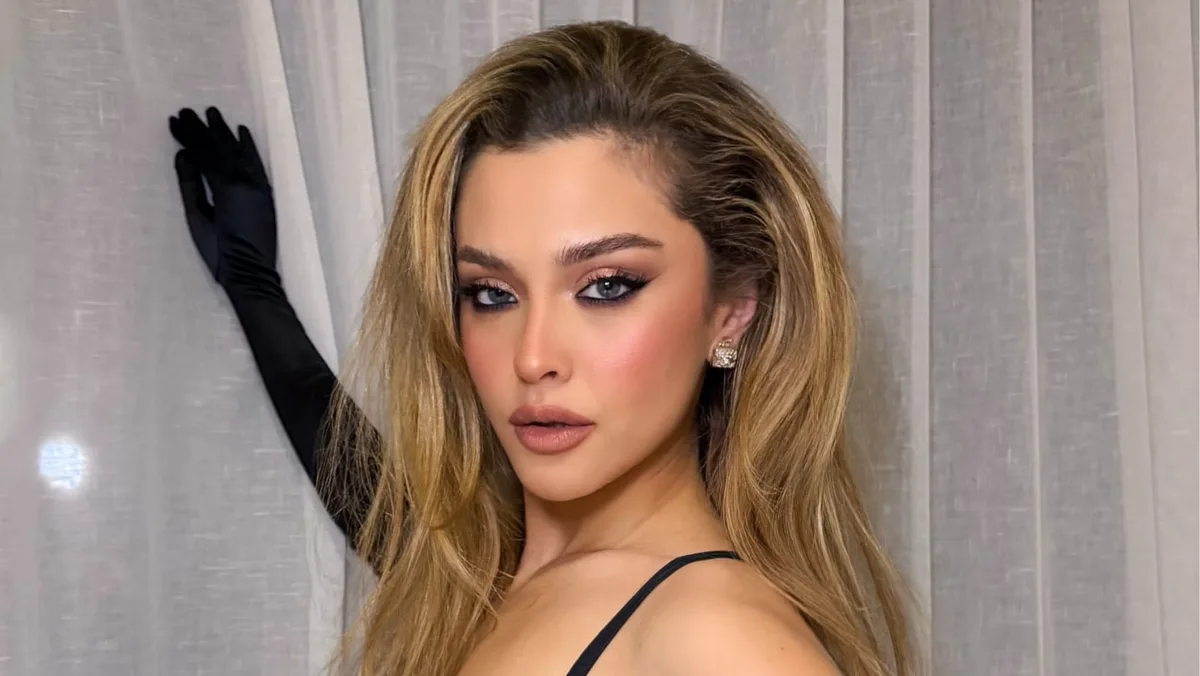 Minerva Casero, más diva que nunca, marcó tendencia con vestido lencero y piel