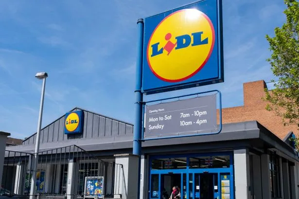 New Lidl '2-in-1' £20 side table similar to £75 Homebase style coming out Sunday