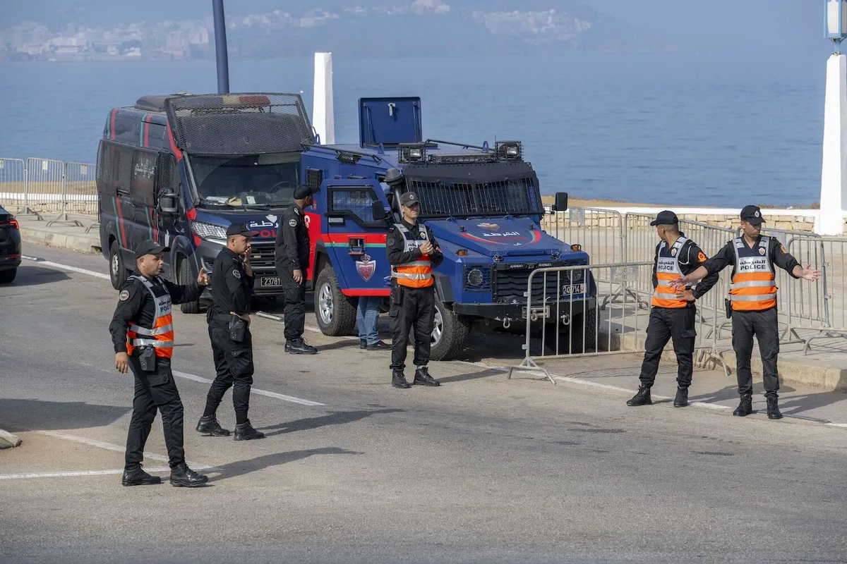 Denúncia em Ceuta: uma sanita para 70 polícias