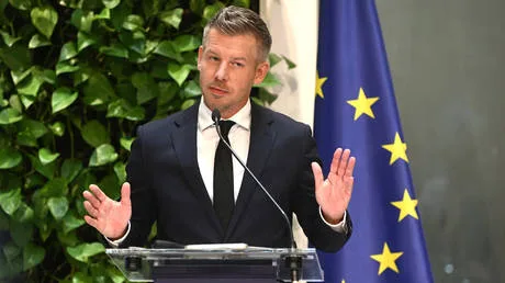 Hungary breaks ranks with EU over US-Russia diesel deal