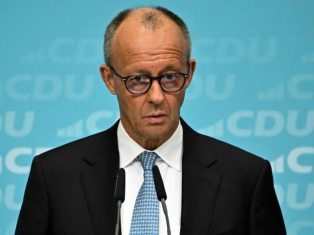 Newsblog zur Bundespolitik: Merz: „Ich habe immer nur in Sachfragen mit ihr diskutiert, nie persönlich“