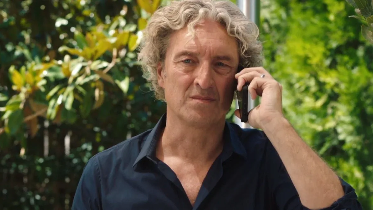 Ici tout commence : à qui téléphone Teyssier pour manigancer contre Noé ? On a la réponse et on ne s'y attendait pas du tout !