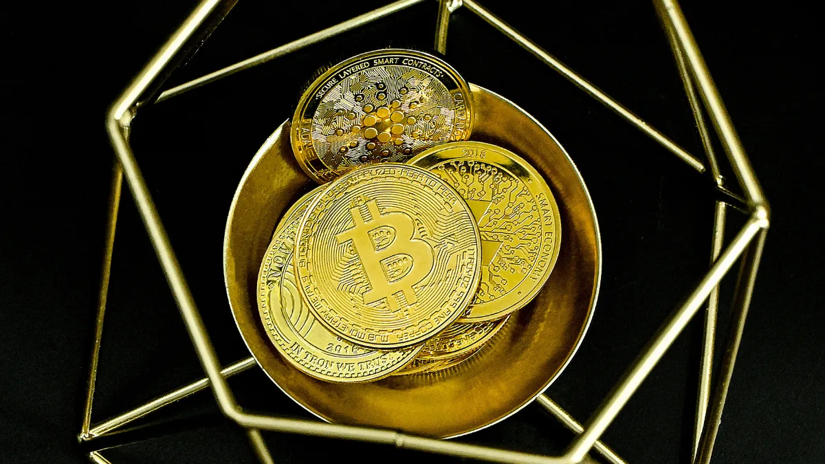 Bitcoin Crosses $80,700 as ETF Demand and Fed Outlook Drive Crypto Rally