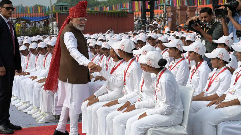 Inde: face au «Parti des cafards», le parti au pouvoir BJP continue sa restructuration et vise les jeunes et les femmes