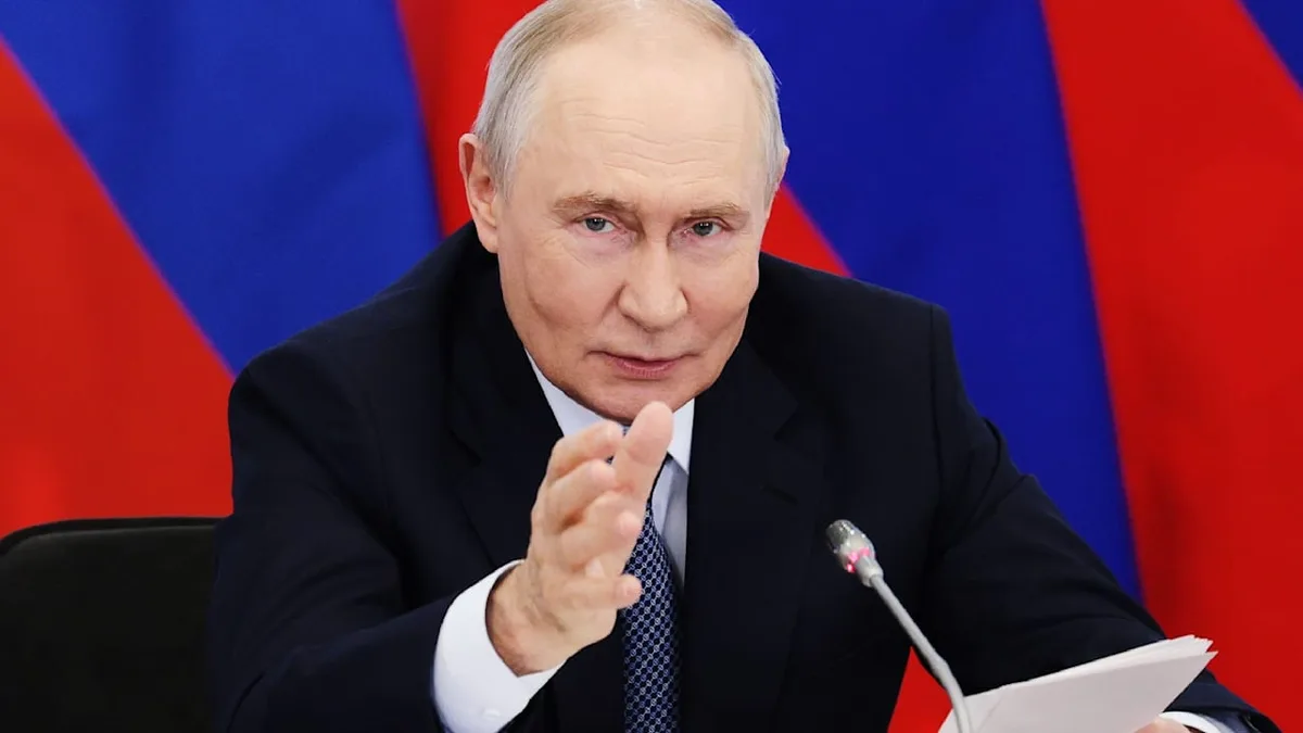 Als Studenten getarnt - In Russland! Nordkoreaner bauen Putins Terrordrohnen