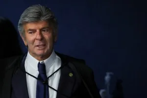 Fux é sorteado relator de ação sobre visitas de esposa de Moraes ao Senado