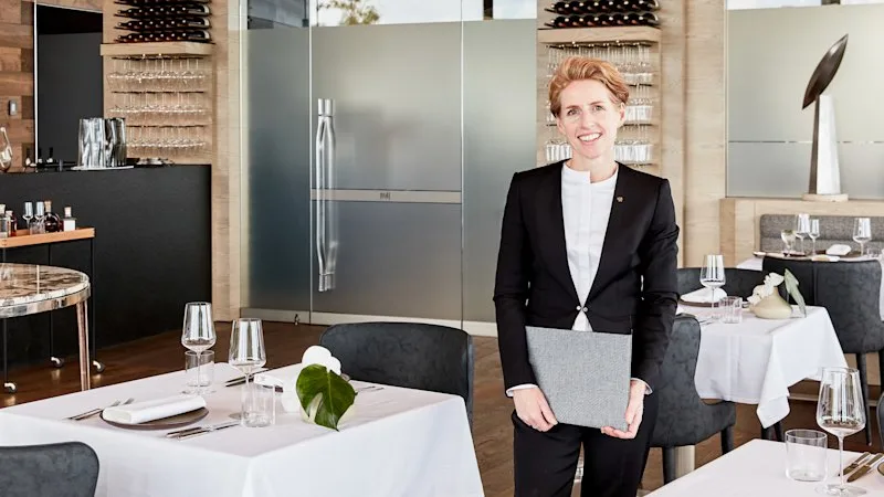 Oceania Cruises Service Excellence: Ainslie Lubbock