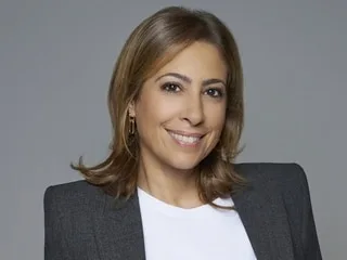 Léa Salamé reviendra-t-elle au JT ? De Christine Ockrent à Thomas Sotto, voici pourquoi la situation n’est pas inédite