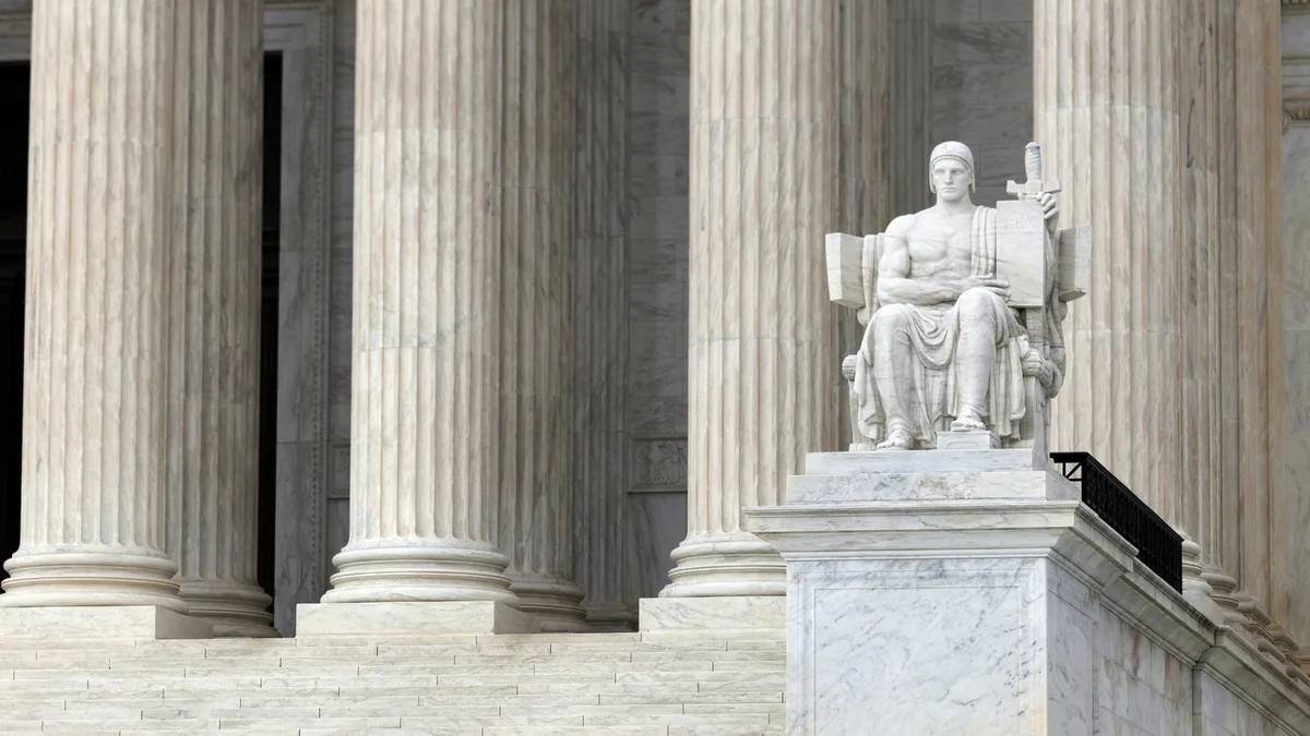 Supreme Court macht Weg für Trumps umstrittene Briefwahl-Regeln frei