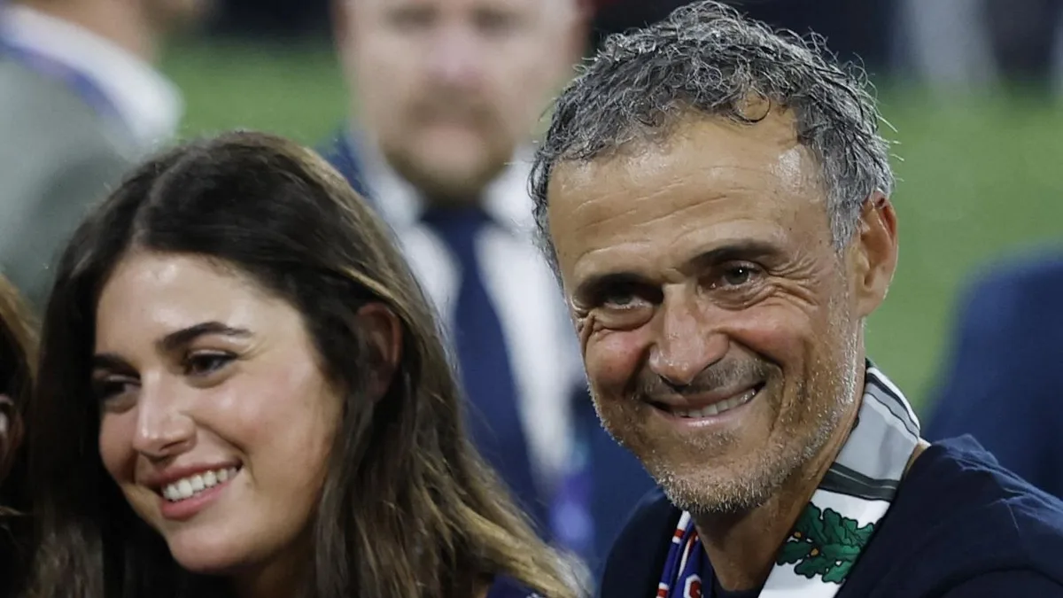Sira Martínez, la hija de 26 años de Luis Enrique, sale ilesa de un accidente de tráfico en Valencia con una víctima mortal