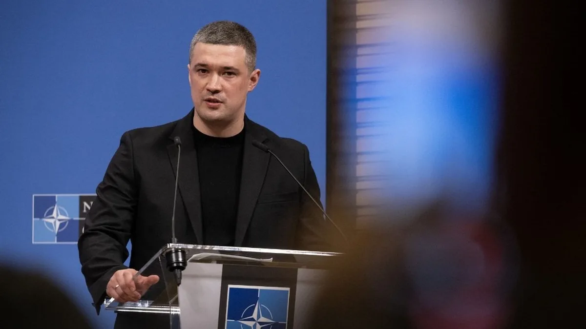 L'ex-ministre de la Défense ukrainien Mikhaïlo Fedorov, limogé par Volodymyr Zelensky en juillet, demande d'ouvrir la voie à des élections