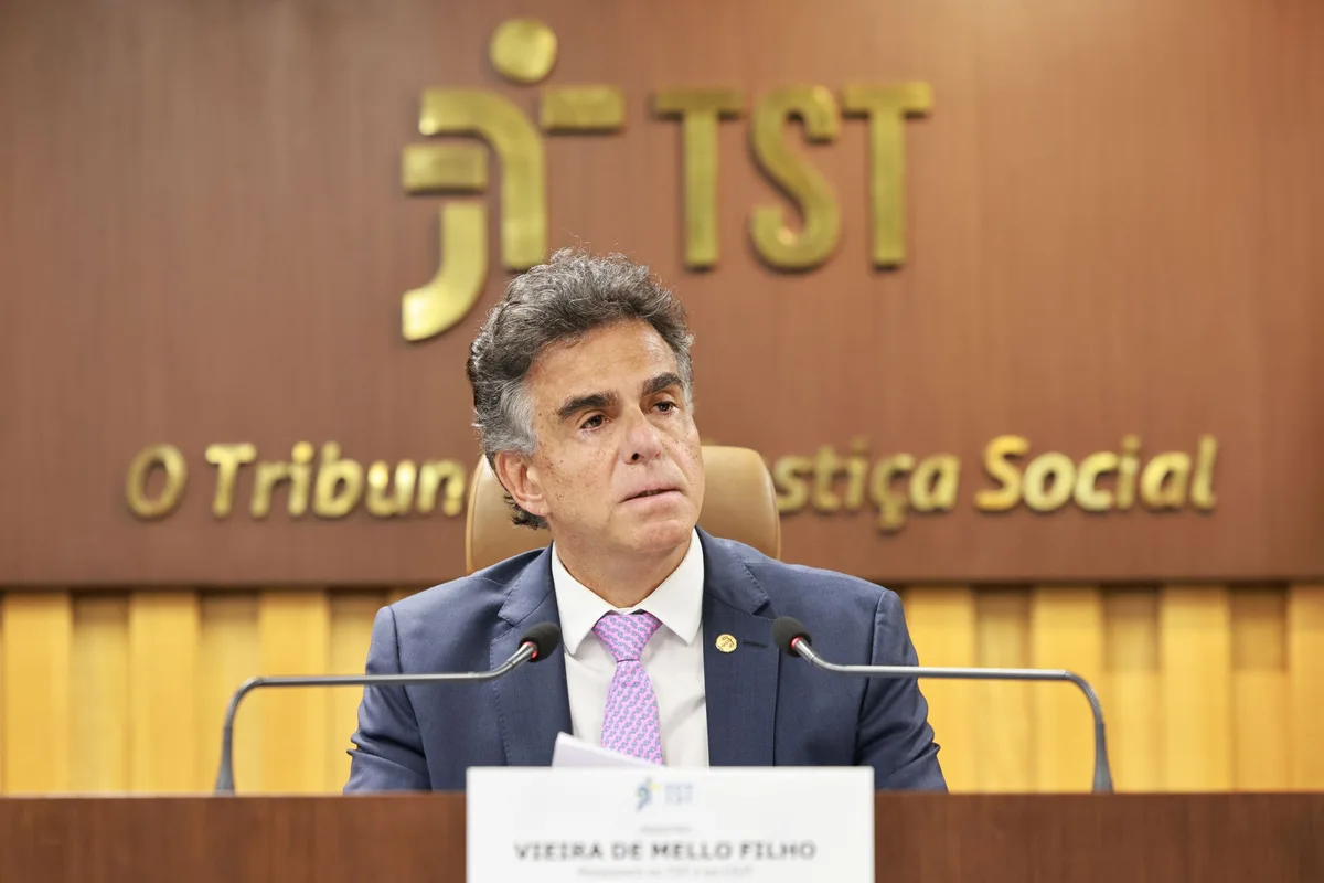Presidente do TST vê avanço social na aprovação do fim da escala 6×1