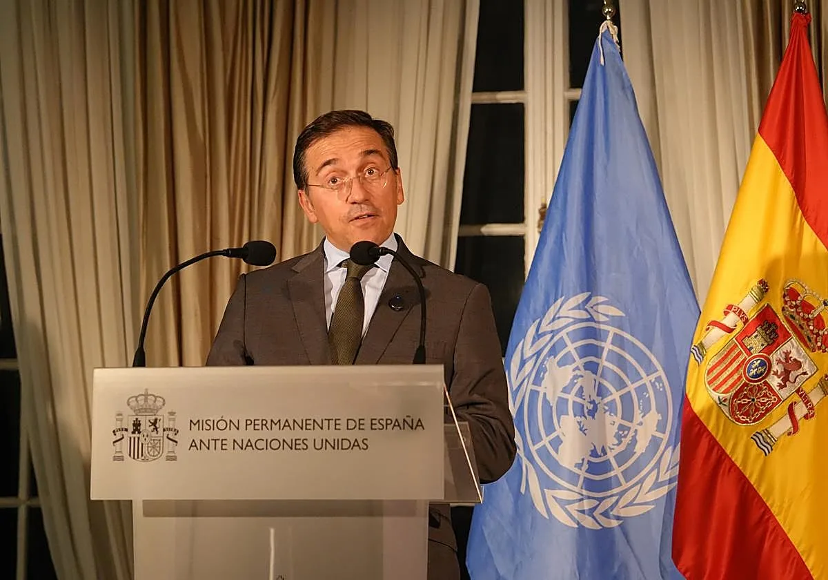 Albares se fía de Marruecos: dice que tomará las «medidas necesarias» para evitar otra invasión