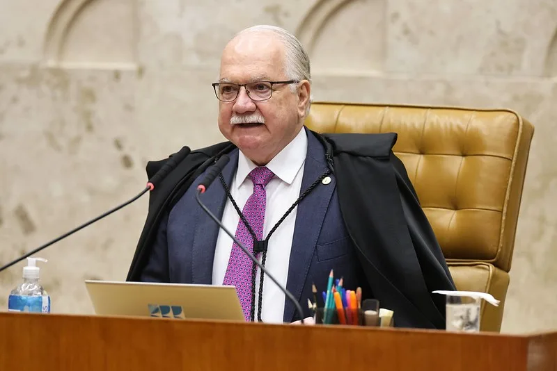 Fachin volta a cancelar sessão do plenário do STF