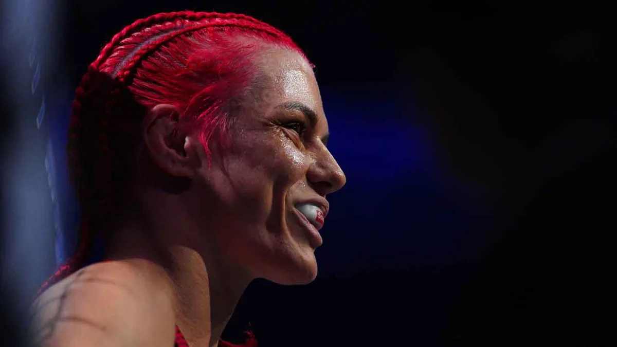 Din Thomas apologizes to Gillian Robertson after UFC 330, admits he ‘stole her moment’