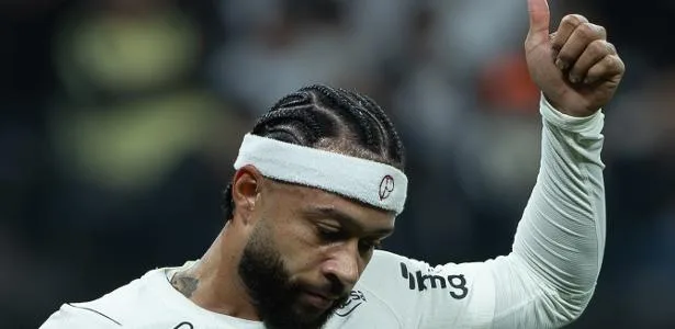 Quanto o Corinthians deve para o Memphis Depay? Veja valor estimado
