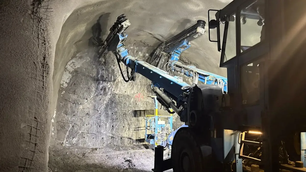 In die Alpen gemeißelt - Das werden Tresore für Superreiche