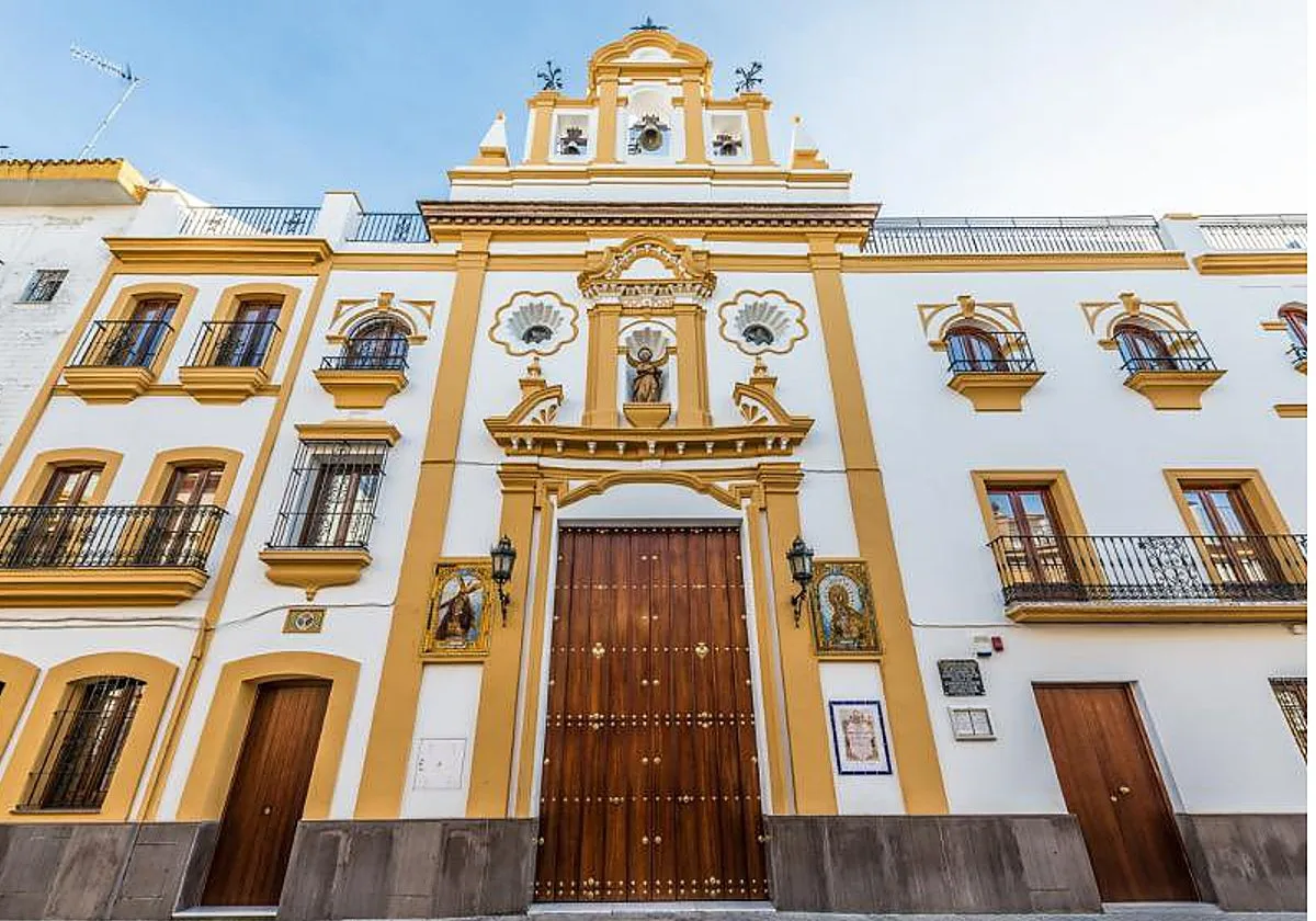 La capilla de los Marineros cierra al culto por labores de mantenimiento