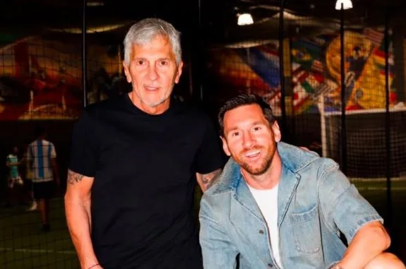 Mensagem de despedida: Messi lamenta morte do pai e cogita pausa na carreira