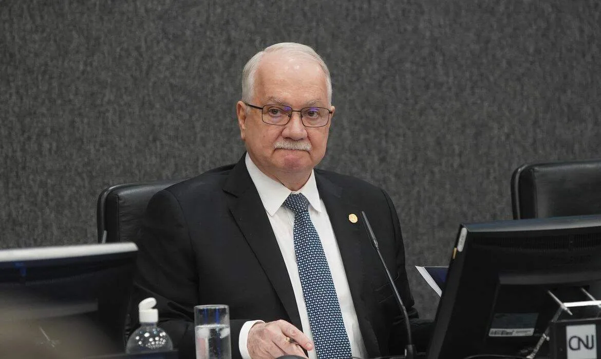 Fachin inaugura amanhã ponto de inclusão digital na reserva de Dourados
